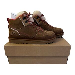 Women’s UGG Highland Hi Heritage Sneaker size 11 - New